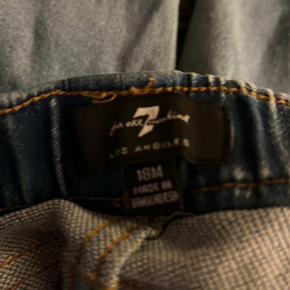 Toddler Seven for all mankind jeans size 18 months - Picture 3 of 4